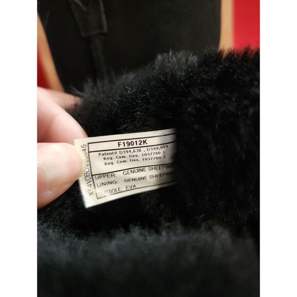 UGG Women Bailey Button Bling Black Boots Size 7 Sheepskin Shearling S/N 5803 - Picture 10 of 13